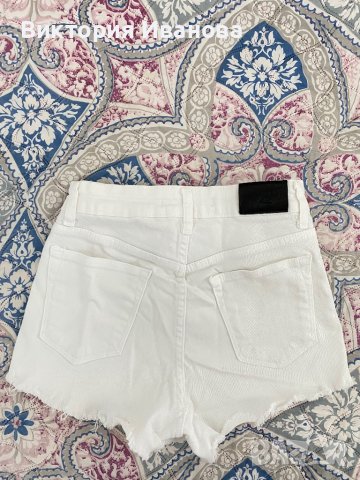 Бели къси панталонки, снимка 2 - Къси панталони и бермуди - 37539688