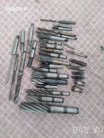 Ниска цена ,обща цена за всички.Дорници,фрези, свредла,зенковки., снимка 4 - Стругове - 52168043