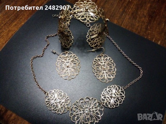 Комплект - колие, обици, гривна, снимка 3 - Колиета, медальони, синджири - 27098285