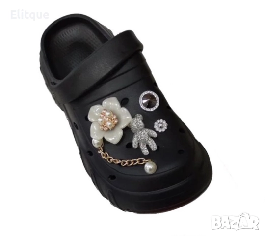 Супер леки и удобни дамски затворени чехли с дупки и декоративни елементи, снимка 5 - Чехли - 52879821