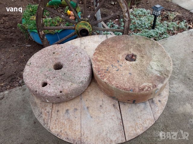 Хромел( каменна мелница), снимка 1 - Антикварни и старинни предмети - 39044059
