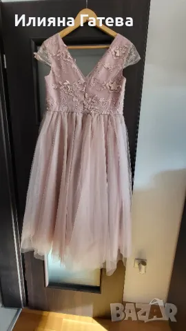 Нова рокля за бременни Chi Chi London р-р Л струва 300лв, снимка 2 - Дрехи за бременни - 48024503