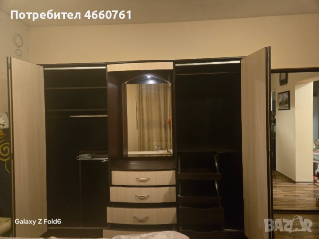 Продавам запазен гардероб, снимка 3 - Гардероби - 52538562