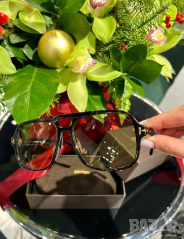 очила с калъф, кутия и ув защита