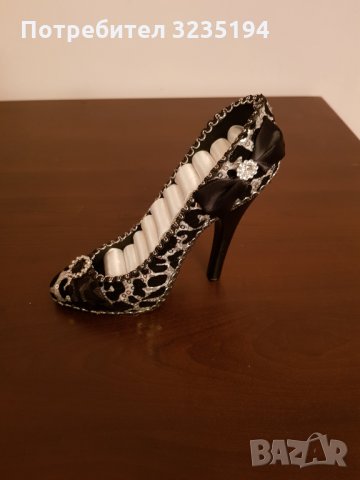 Поставка за бижута