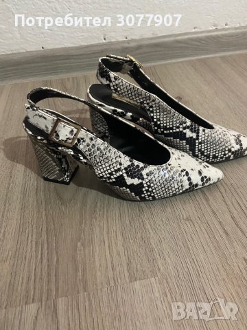 Дамски обувки на ток, снимка 2 - Дамски елегантни обувки - 40257184