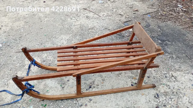  Две запазени пластмасови шейни със спирачки и преден плъзгач за Чук и Гек, снимка 2 - Други - 49606122