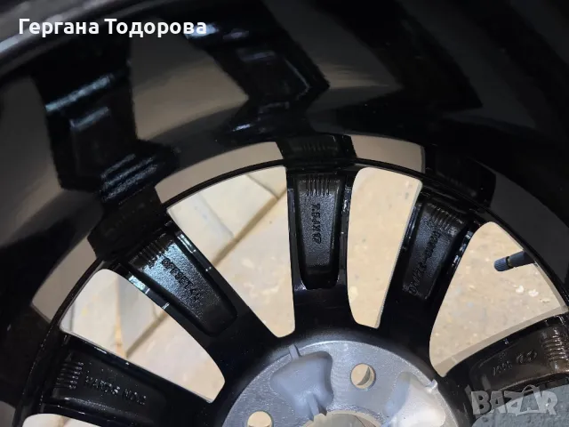 Оригинална Джанта с Гума Hyundai i 40 2019г, снимка 5 - Гуми и джанти - 48859380