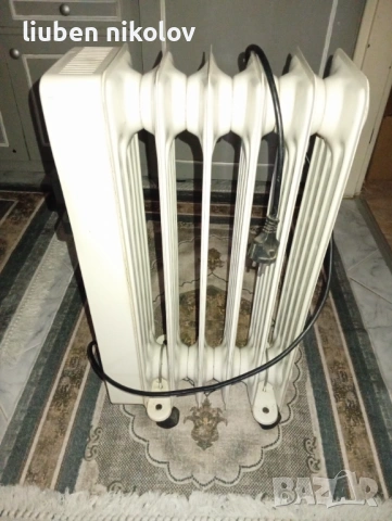 Маслен радиатор delonghi, снимка 4 - Радиатори - 53025753