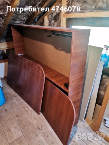 Продавам спалня