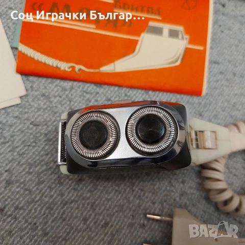Стара Соц Съветска Електрическа Машинка за Бръснене, снимка 5 - Колекции - 53123552