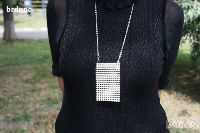 Чанти за телефон с  перли абитуриентски чанти. Булчински чанти, снимка 4 - Калъфи, кейсове - 29020145