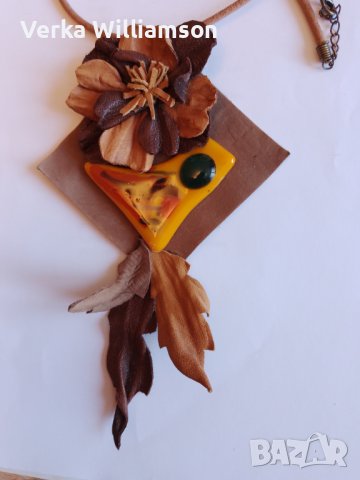 Кафяво колие от естествена кожа модел 61 , снимка 2 - Колиета, медальони, синджири - 38409306