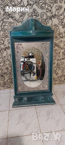Колекционерско огледало, снимка 1 - Антикварни и старинни предмети - 36837161