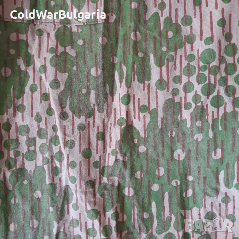 Камуфлажен гащеризон „Frogskin“ на Народната армия на България