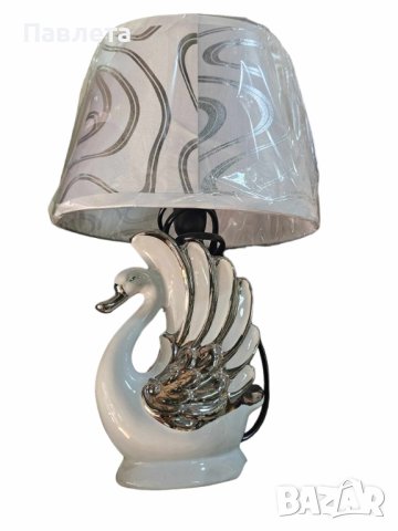 нощна Лампа-лебед, снимка 3 - Настолни лампи - 42951897