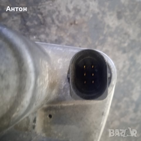 Дросел Голф 4, снимка 2 - Части - 43308662