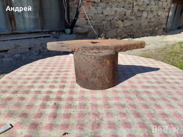 Старинна наковалня #2