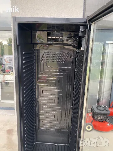 Черна Хладилна витрина , снимка 4 - Витрини - 50206046