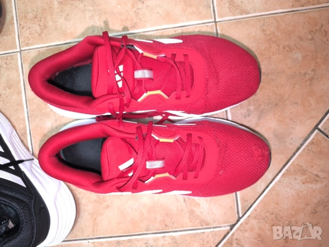 Адидас номер 46 червени и черни
