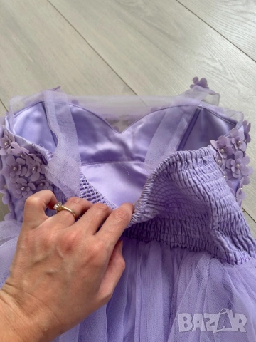 Красива кокетна рокля, снимка 4 - Рокли - 52286416