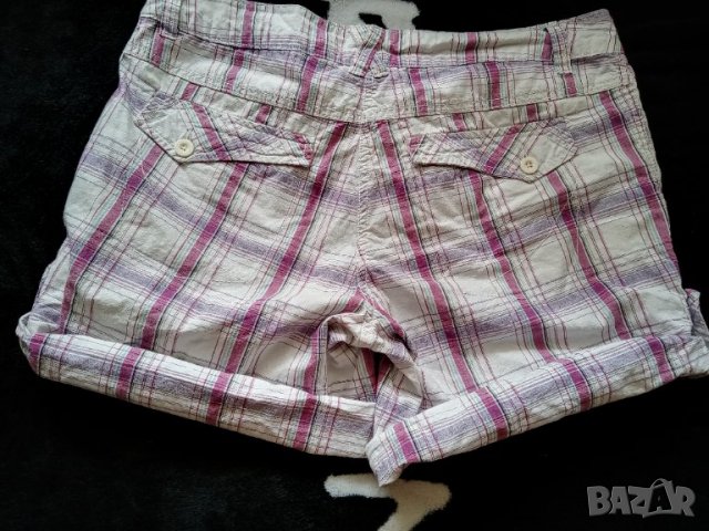 Дамски къси панталони , снимка 2 - Къси панталони и бермуди - 37747542