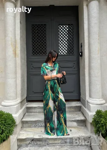 Дамски комплекти със сатен Два цвята , снимка 2 - Комплекти - 50394624