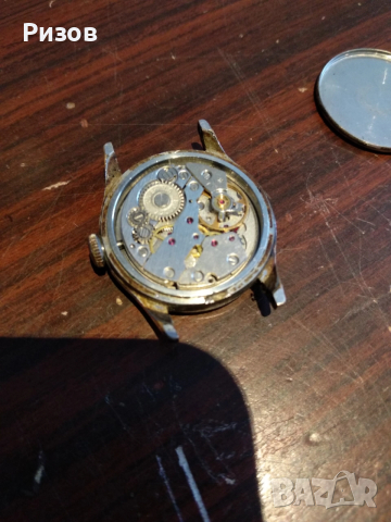 Дамски часовник Заря, снимка 4 - Дамски - 52501221