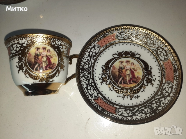 Луксозен сервиз за кафе от фин порцелан ръчно рисуван със златен кант, снимка 4 - Сервизи - 52868005