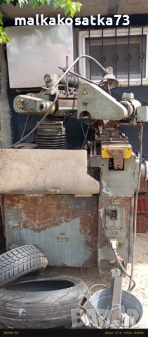 Продавам универсална заточна машина , снимка 2 - Други машини и части - 52359638
