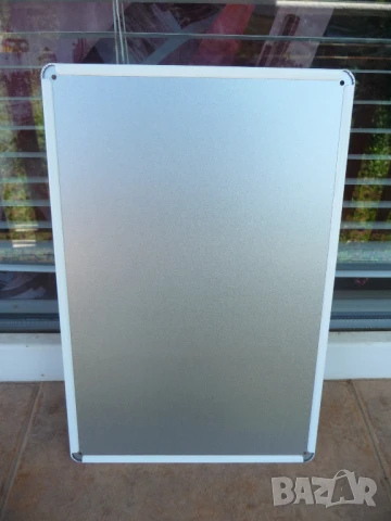 Метална табела уиски Bulleit Bourbon бутилка пълна бандерол бар дискотека, снимка 3 - Рекламни табели - 50902423