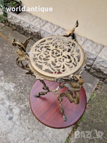 Страхотна антикварна френска бронзова масичка , снимка 7 - Антикварни и старинни предмети - 52138923