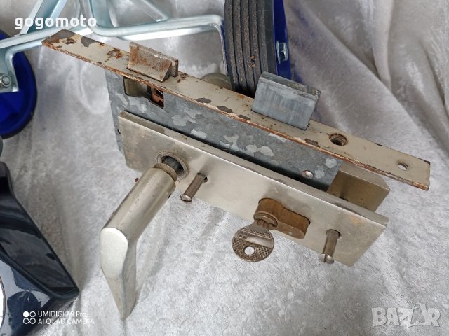 секретни немски брави+ яки дебели шилдове+ патрон + ключ, снимка 8 - Други стоки за дома - 43695438