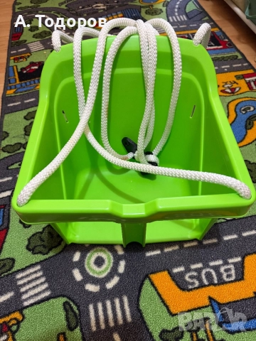 Детска градинска люлка