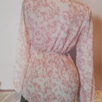 Елегантна блуза с долна част солей, р-р М , снимка 5 - Корсети, бюстиета, топове - 37563497