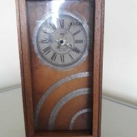 Стар часовник , снимка 2 - Антикварни и старинни предмети - 28980044