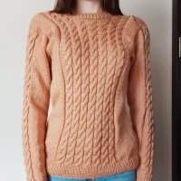 Ръчно плетена блуза с плетеници в Блузи с дълъг ръкав и пуловери в гр.  Радомир - ID27530609 — Bazar.bg