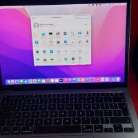Лаптоп Apple MacBook Air 13" 2020, снимка 1 - Лаптопи за работа - 44892156