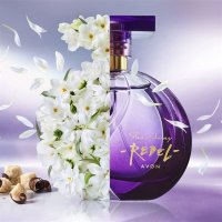 Avon Far away Rebel комплект парфюм + лосион, снимка 1 - Дамски парфюми - 43846958