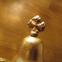 малко удобно бронзово кандило - за да е винаги с вас, тамянник 11 см, 1927г., Царство България, снимка 2 - Антикварни и старинни предмети - 28077762