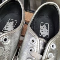 Промо!! Vans Metallic silver sneakers US 7, снимка 11 - Кецове - 35477092