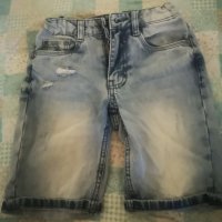 Детски къси дънкови панталони, снимка 1 - Детски къси панталони - 37398928