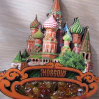 Автентичен дървен 3D магнит от Москва, Русия-серия-, снимка 1 - Колекции - 39247603