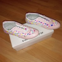Обувчици на цветя, снимка 2 - Дамски ежедневни обувки - 28056984