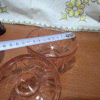 Стара стъклена захарница цветно розово стъкло , снимка 3 - Антикварни и старинни предмети - 43689588