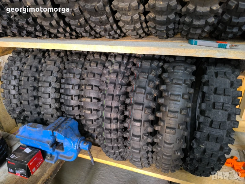 110 90 19 кросови гуми , снимка 1