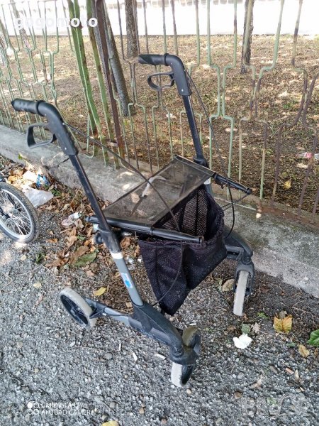 Алуминиева олекотена проходилка, ролатор , снимка 1