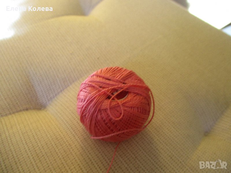 Тире- спула и конци за бродиране, снимка 1