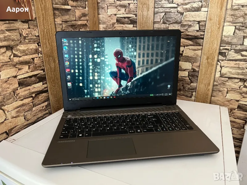 Лаптоп Medion , снимка 1