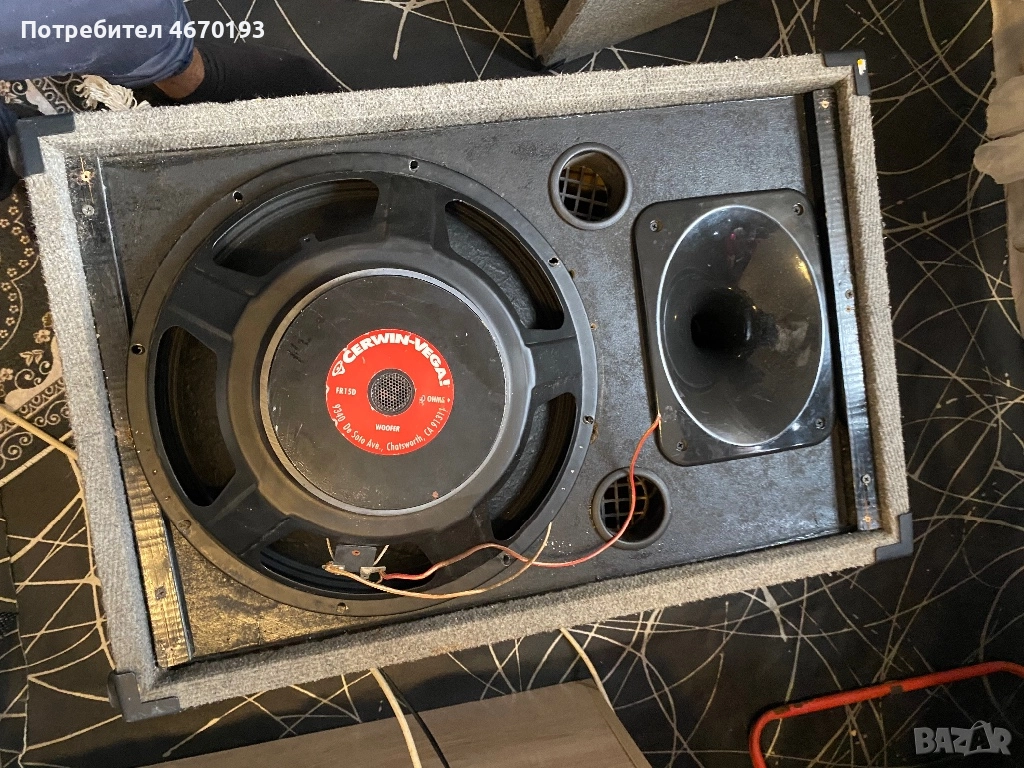 Zdravei te prodavam kasi rcf 200 leva imam I govoritelite za 350 leva cervin vega 2x300, снимка 1